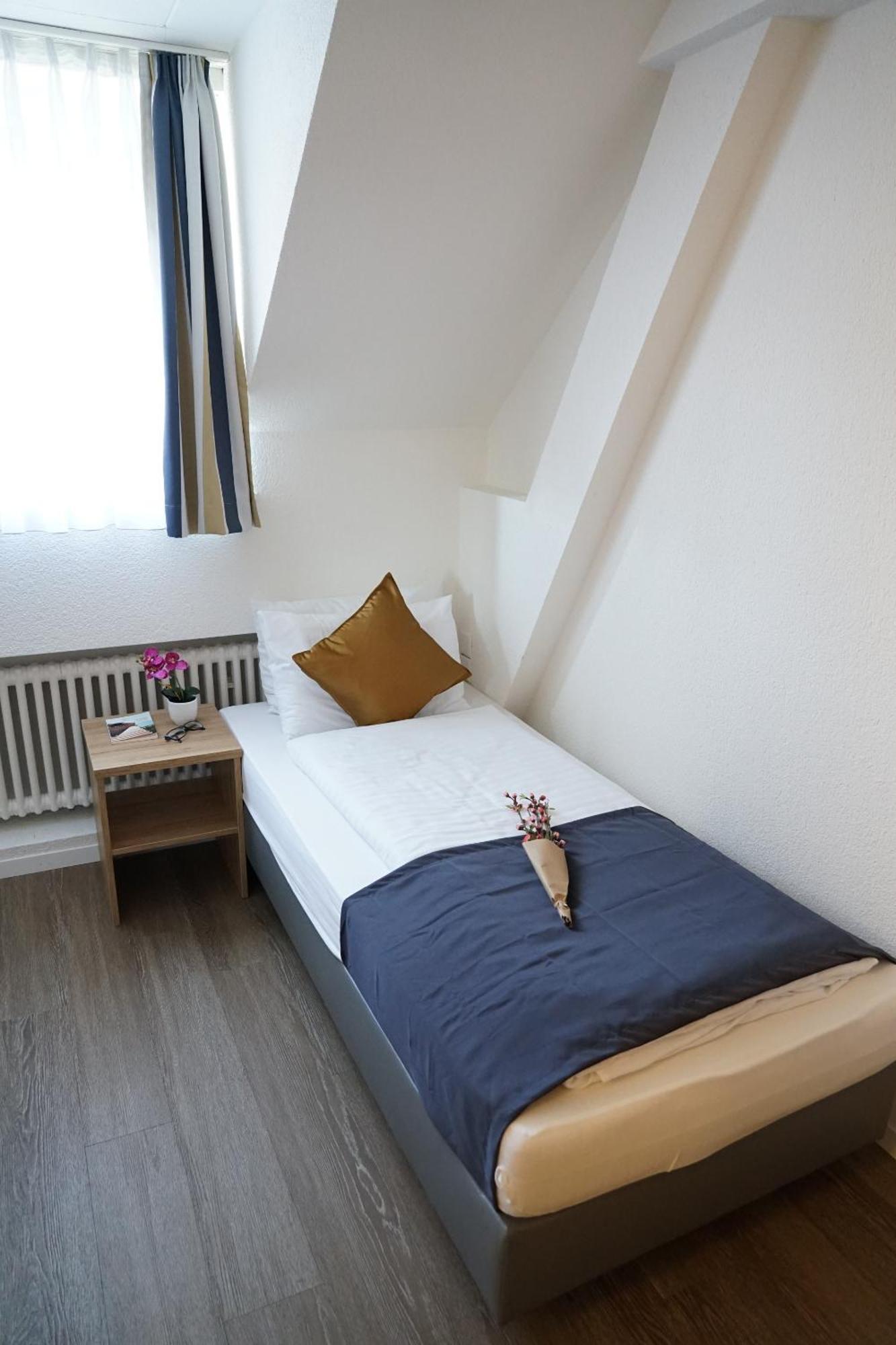 Perron 10 Centra Hotel วินเทอร์ทัวร์ ภายนอก รูปภาพ